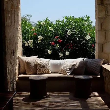3 Sorelle Zakynthos Town