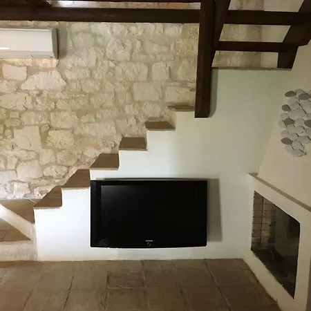 3 Sorelle Private Stone Villa *
